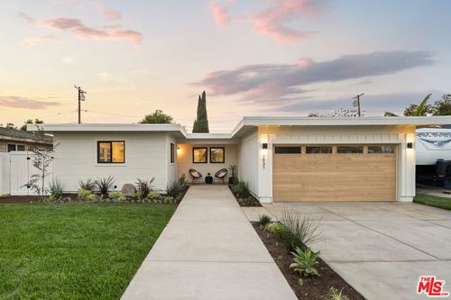 1931 Volk Avenue, Long Beach, CA, 90815 | Card Image