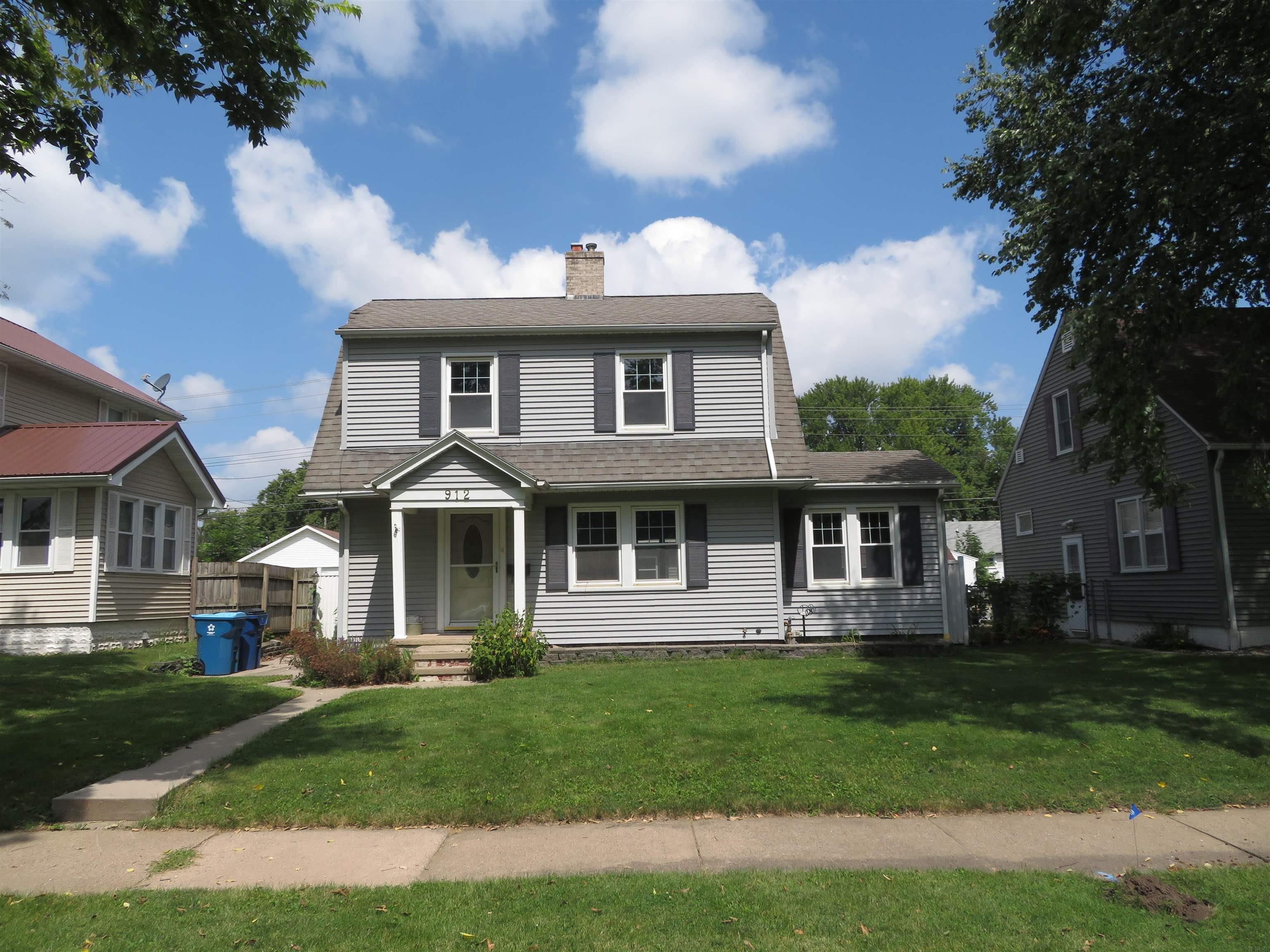 Home Park Blvd, Waterloo, IA 50701