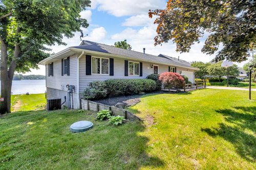 38 Evans Trl, Tipton, MI, 49287-9728 | Card Image