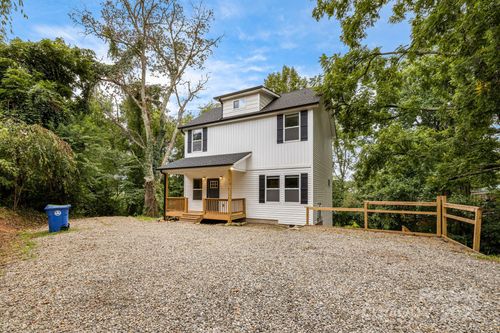 92 Moody Ave, Candler, NC, 28715-9606 | Card Image