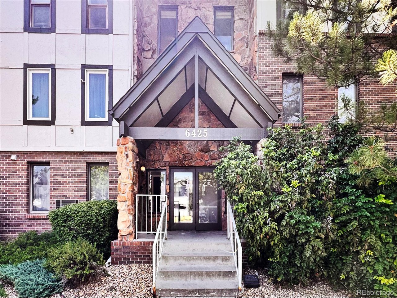 Residential in Englewood