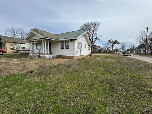 100 Jefferson St, Seminole, OK, 74868-4420 | Card Image