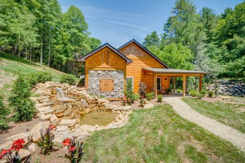 505 Scott St, Butler, TN, 37640-8057 | Card Image