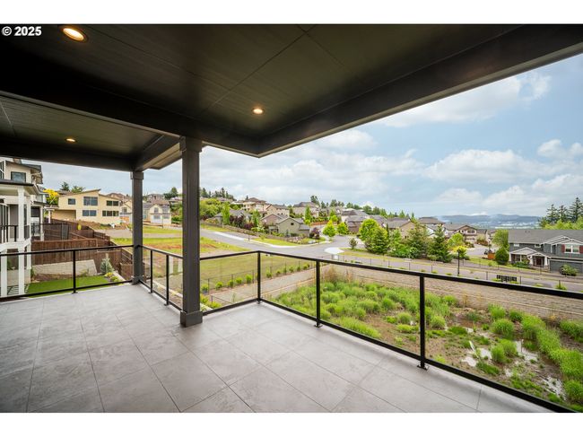 Deck | Image 40