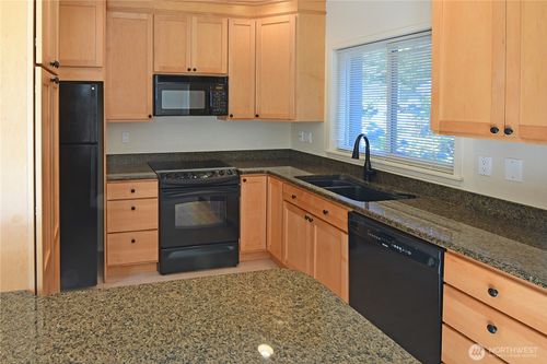 14421 118th Ave Ne, Kirkland, WA, 98034-1160 | Card Image