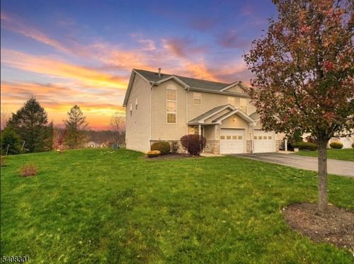 19 Winding Way, Hamburg, NJ, 07419-9653 | Card Image