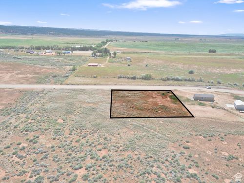 62-225 N Bobbie Ln, La Sal, UT, 84530 | Card Image