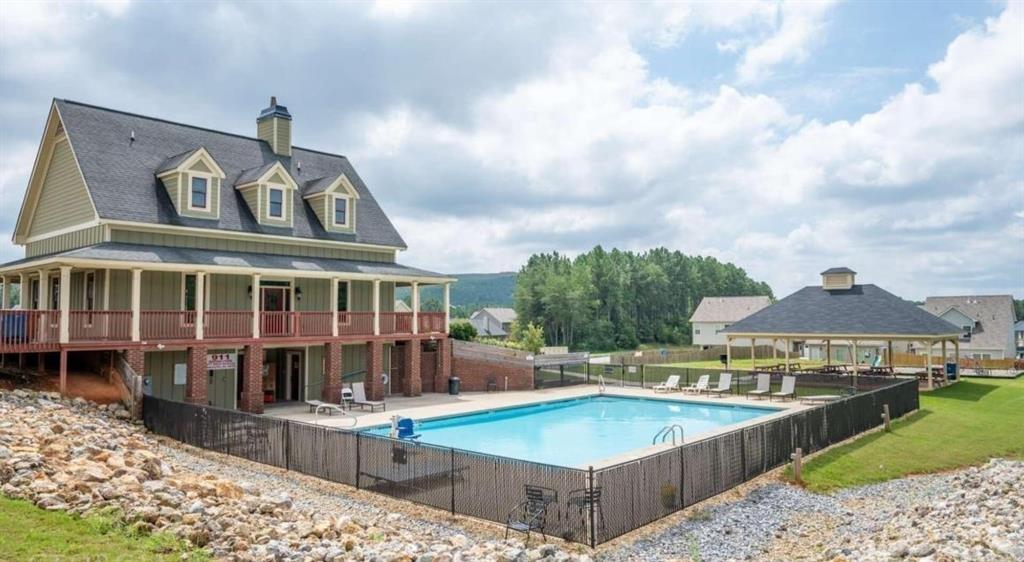 Residential in Adairsville 4