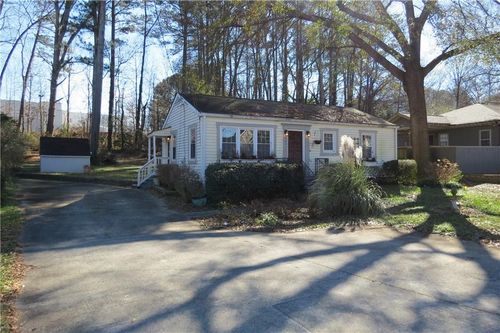 540 Church Rd Se, smyrna, GA, 30082-2600 | Card Image