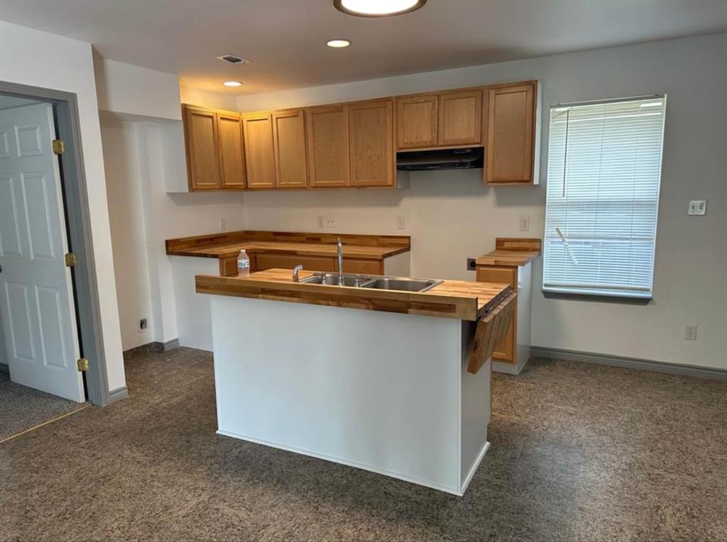 Smith Dr, Valley View, TX 76272