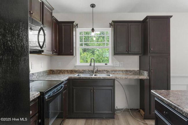 105 Sonia Dr, House other with 3 bedrooms, 2 bathrooms and 2 parking in Hubert NC | Image 11