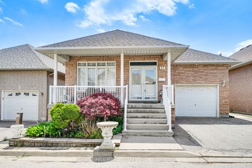 17-17 Amalfi Court, Vaughan, ON, L4L9S2 | Card Image