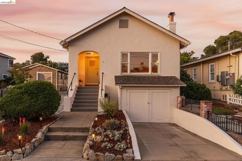 2434 Wilbur St, Oakland, CA, 94602 | Card Image
