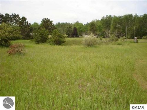 1049 Duquesa Dr, Weidman, MI, 48893-9392 | Card Image