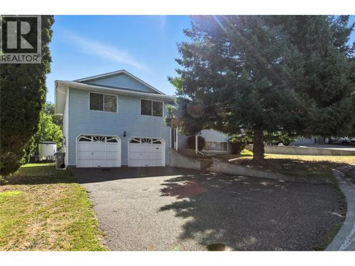 256 Valleyview Pl, Kamloops, BC, V2C6M3 | Card Image