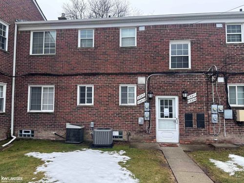 23313 Edsel Ford Ct, Saint Clair Shores, MI, 48080-2568 | Card Image
