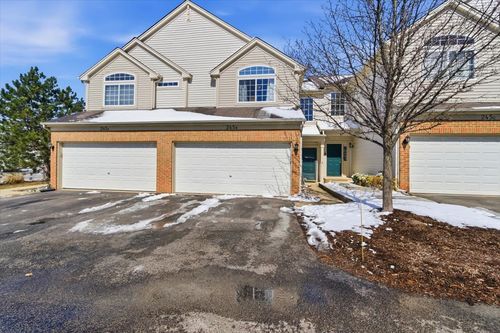 unit-b-245 Nicole Dr, South Elgin, IL, 60177-3610 | Card Image