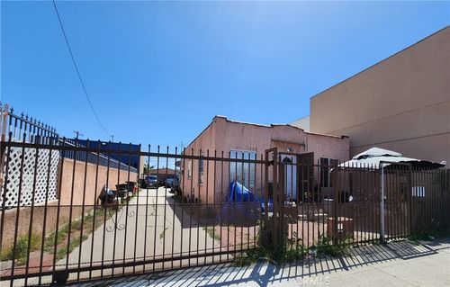 3850 W Imperial Hwy, Inglewood, CA, 90303-2618 | Card Image