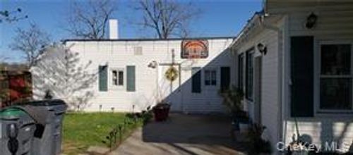 1-9 Fair Ave, Middletown, NY, 10940-2405 | Card Image