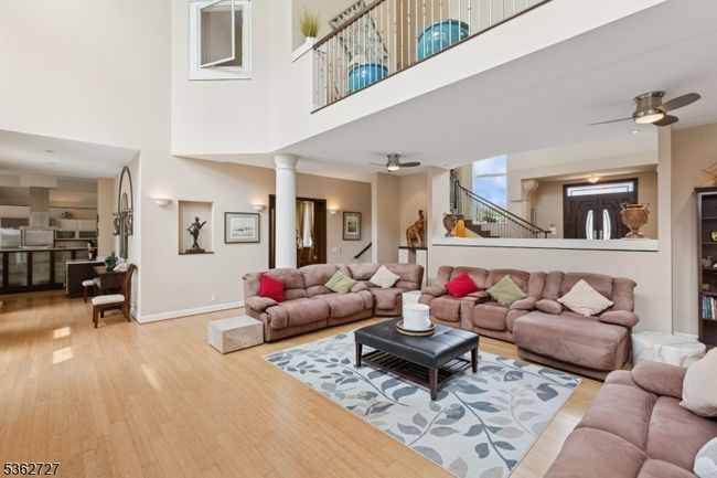 27 Mare Haven Ct, House other with 5 bedrooms, 4 bathrooms and null parking in North Brunswick NJ | Image 9