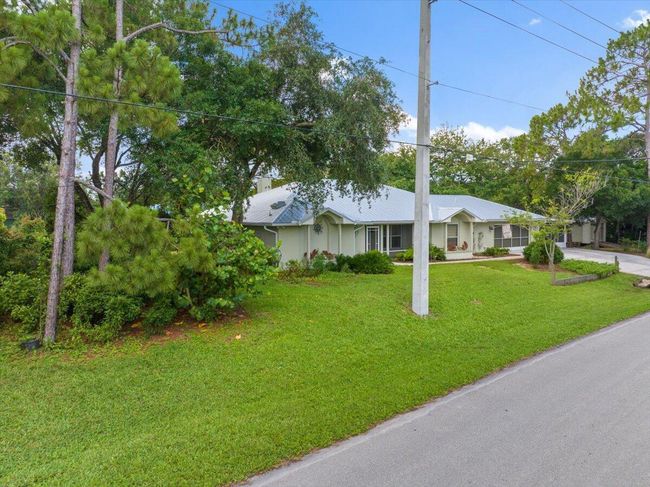 632 Concha Dr, House other with 3 bedrooms, 2 bathrooms and null parking in SEBASTIAN FL | Image 63