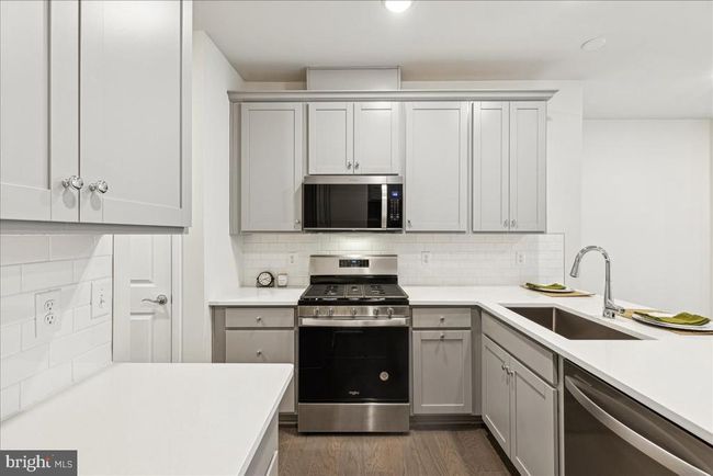 614 Parker Blvd, Townhouse with 2 bedrooms, 2 bathrooms and null parking in PRINCETON JUNCTION NJ | Image 8