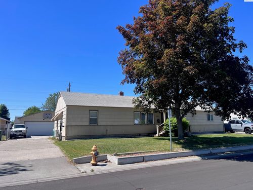 1317 Farrell, Richland, WA, 99354 | Card Image