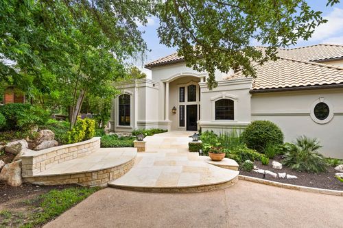 8634 Navidad Dr, Austin, TX, 78735-1454 | Card Image