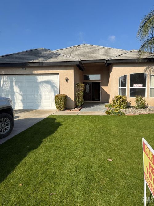 2802 Silver Shore Ln, Bakersfield, CA, 93313 | Card Image