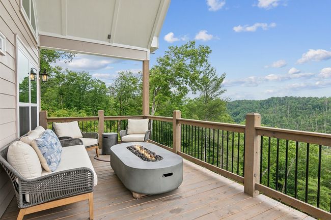 497 Jakes Landing Way S, Home with 3 bedrooms, 3 bathrooms and null parking in Ellijay GA | Image 21