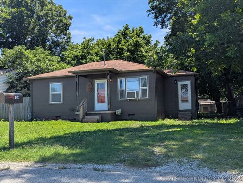 302 W 39th Street, Sand Springs, OK, 74063 | Card Image
