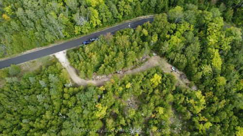 41 Noble Dr, Miller Lake, ON, N0H1Z0 | Card Image