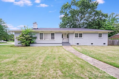 2001 Tyvola Rd, Charlotte, NC, 28210-2963 | Card Image