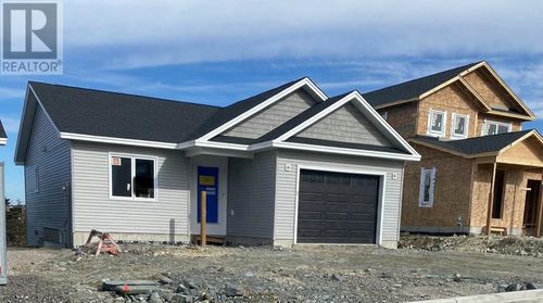 89 Trenton Dr, Paradise, NL, A1L | Card Image