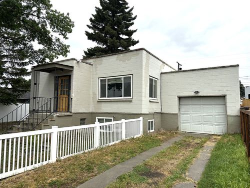 2405 Ottawa St, Butte, MT, 59701-6121 | Card Image