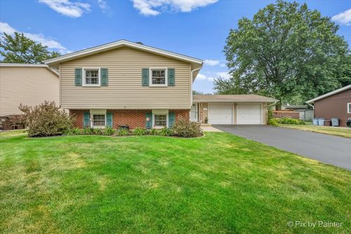 641 Devonshire Lane, Crystal Lake, IL, 60014 | Card Image