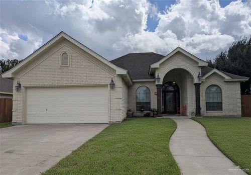 2000 E 25th St, Mission, TX, 78574-7858 | Card Image