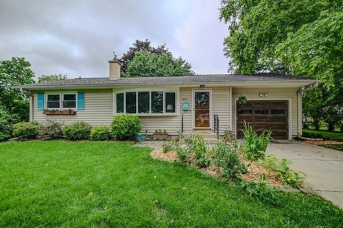 214 N Meadow Ln, MADISON, WI, 53705-3331 | Card Image