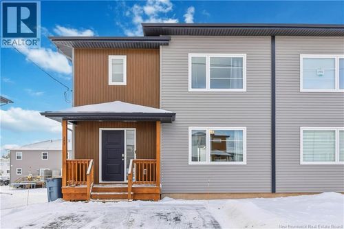 293 Lorette St, Dieppe, NB, E1A8M4 | Card Image
