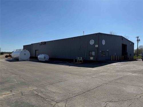 bldg-e-200 35th St, Marion, IA, 52302-3812 | Card Image