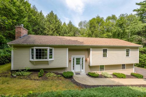 15 Sprucewood Dr, Gilford, NH, 03249-7514 | Card Image