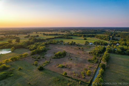 17 N 445 Road, Strang, OK, 74367 | Card Image