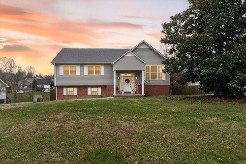 3820 Shipley Rd, Cookeville, TN, 38501-7717 | Card Image