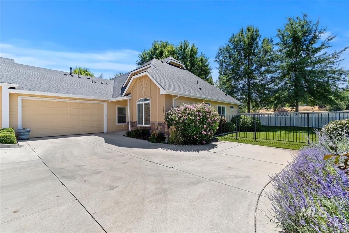 Archstone Way, Boise, ID 83709