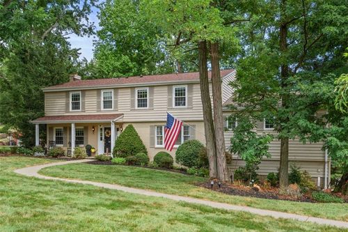 2369 Mill Grove Rd, Pittsburgh, PA, 15241-2727 | Card Image