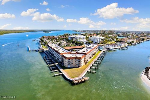 apt-d101-1206 Edington Pl, MARCO ISLAND, FL, 34145-2048 | Card Image