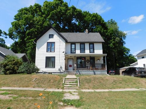 110 W 4th St, Buchanan, MI, 49107-1239 | Card Image