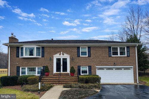 12466 Henderson Rd, CLIFTON, VA, 20124-2060 | Card Image