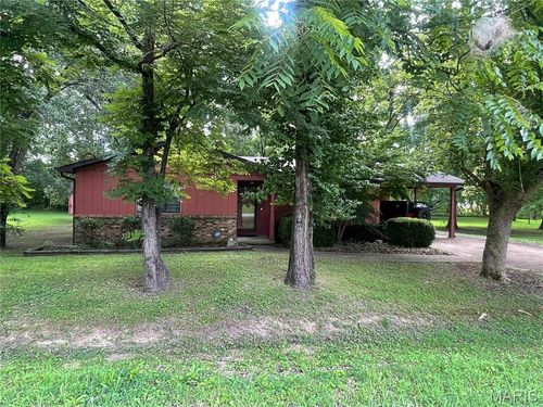 618 Old St, Poplar Bluff, MO, 63901-4020 | Card Image