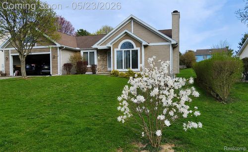 5926 Buttonwood Dr, Haslett, MI, 48840-9757 | Card Image